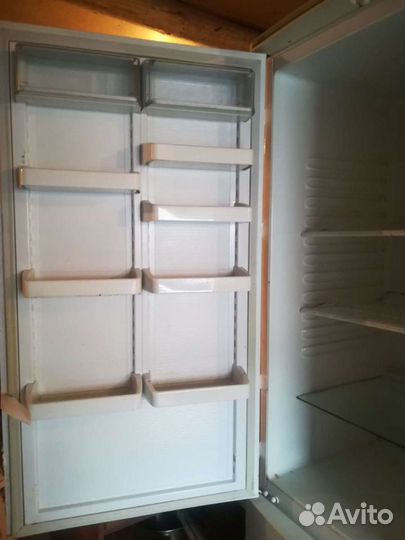 Двух камерный холодильник бу