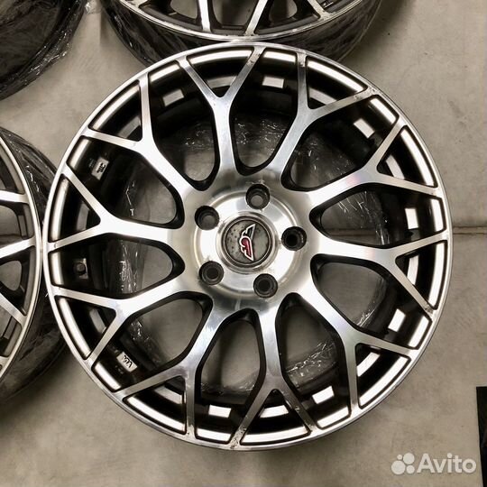 Диски Makina isotta R 17 / 114.3 / 7 J / ET 53