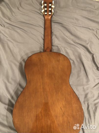 Классическая гитара yamaha c40