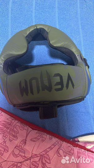 Боксерские перчатки