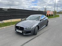 Jaguar XE 2.0 AT, 2018, 131 000 км, с пробегом, цена 2 680 000 руб.