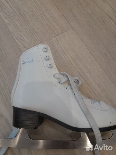 Коньки фигурные детские