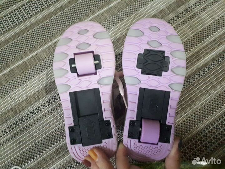 Роликовые кроссовки