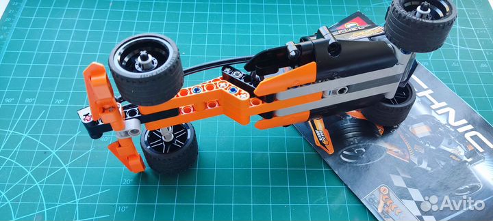 Lego Technic 42026 (Черный Чемпион-Гонщик)