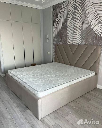 Кровать двухспальная на заказ