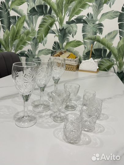 Хрустальные фужеры и рюмки