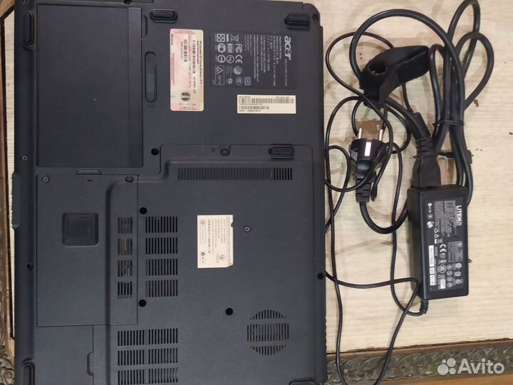 Ноутбук acer на запчасти