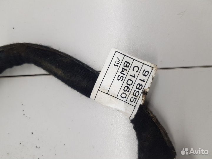 Электропроводка заднего бампера (Hyundai Sonata)