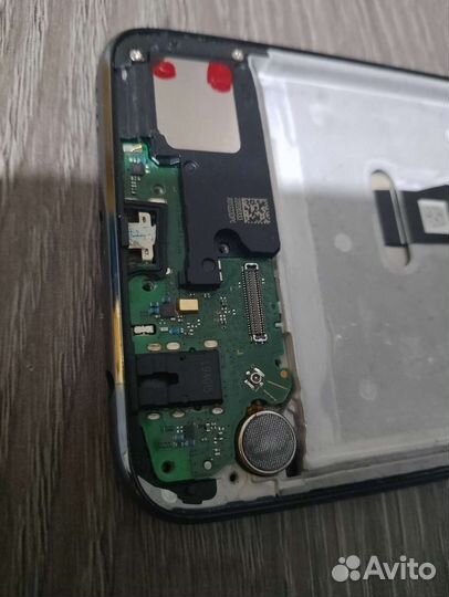 Дисплей на honor 10i