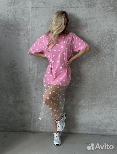 Платье футболка с сердечками сетка