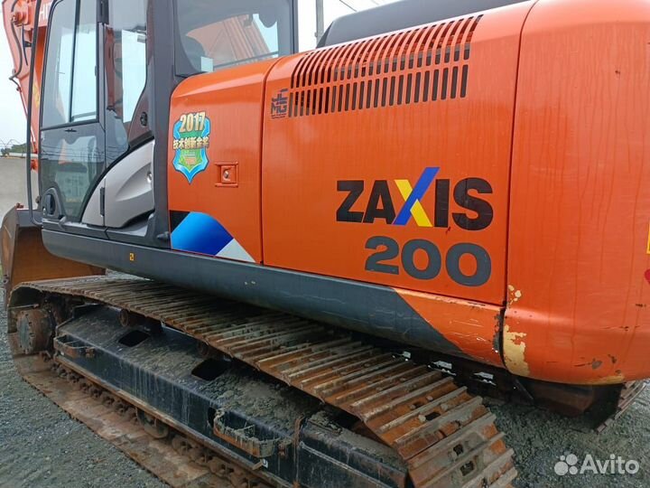 Гусеничный экскаватор Hitachi ZX200-5A, 2022