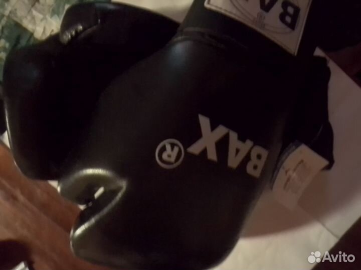 Боксерские перчатки