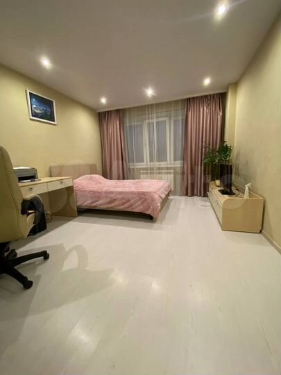 2-к. квартира, 69 м², 10/10 эт.