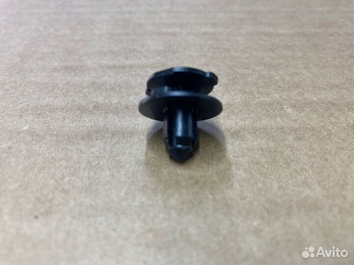 Клипсаt21/T15/J68/M1D/T18/J42/T19/T1 Land Rover