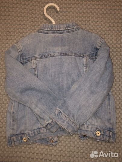 Джинсовая куртка на девочку 110/116