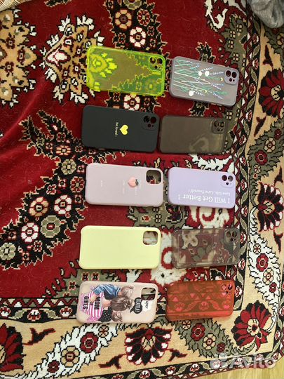 Чехлы на телефон iPhone 11