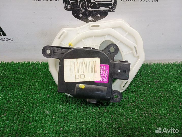 Моторчик привода заслонок отопителя (печки)