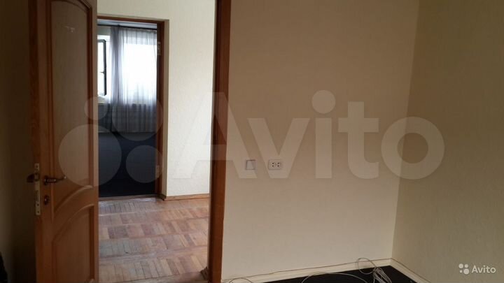 Офис с парковкой 45 м²