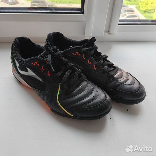 Бутсы футбольные сороконожки 42р