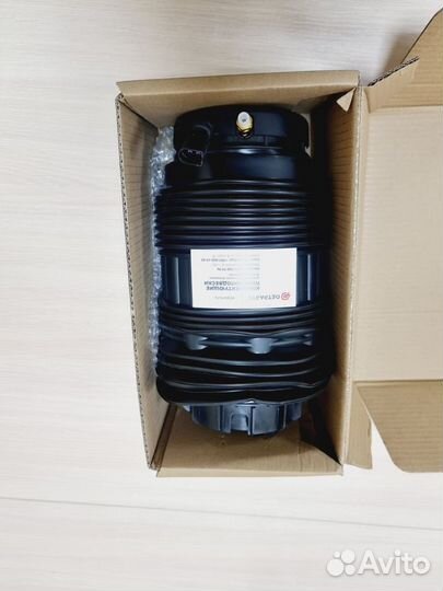 Пневмобаллон Porsche Panamera 970 задний новый