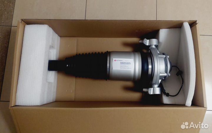 Пневмостойка задняя Volkswagen Touareg II NF