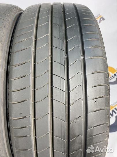 Kumho Ecsta HS51 215/55 R18 106T