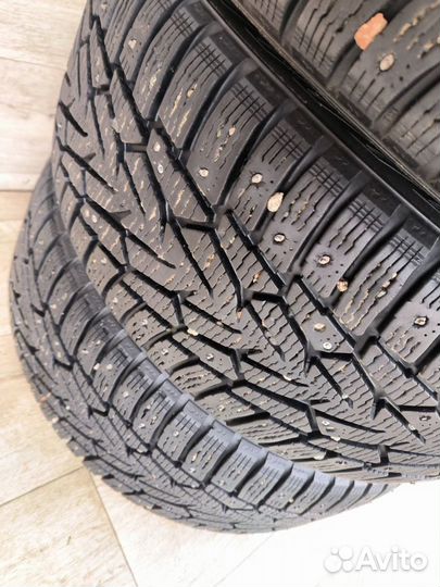 Nokian Tyres Hakkapeliitta 7 235/50 R18