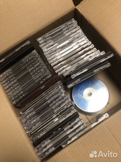 CD и DVD диски с рок-музыкой, коллекция 53 штуки