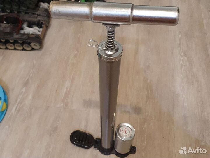 Насос для автомобиля