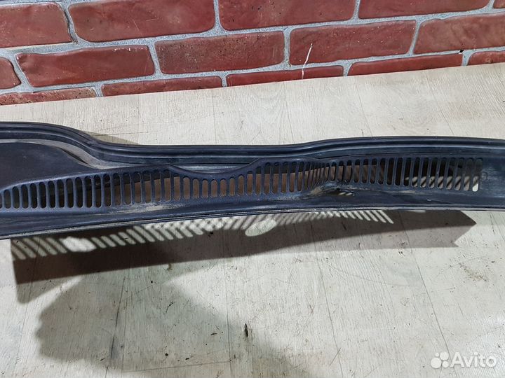 Жабо левая часть volkswagen passat b6