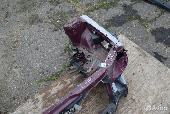 Передняя панель (телевизор) Toyota Carina E 1996