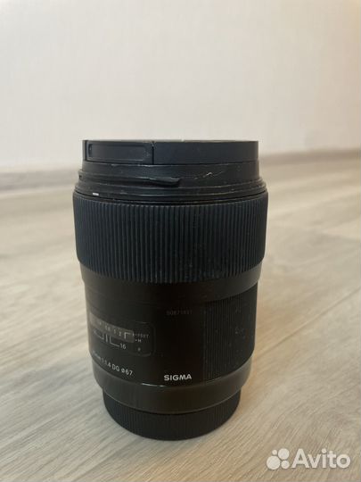 Объектив Sigma AF 35mm f/1.4 Art Canon EF