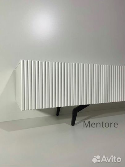 Тумба тв Bravo (на опорах или подвесная)