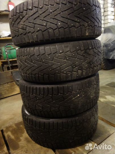 Pirelli Ice Zero 235/55 R17