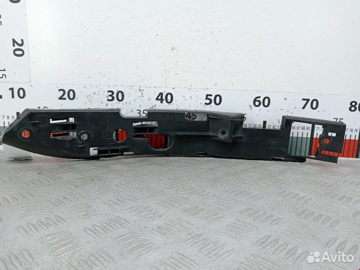 Кронштейн для Volkswagen Touareg 1