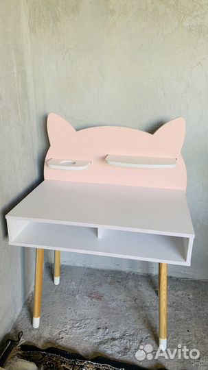 Детский столик и стульчик