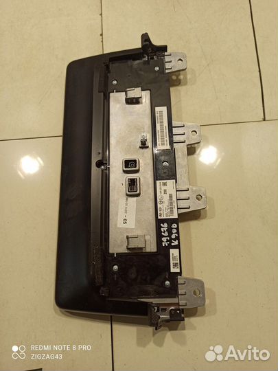 Дисплей информационный (Kia K900 II)