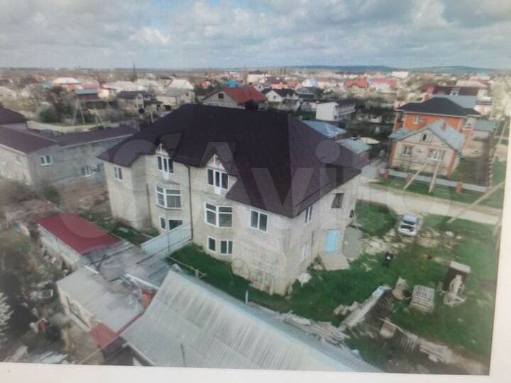 Дом 330 м² на участке 5 сот.