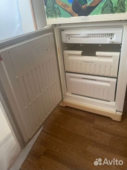 Холодильник Stinol