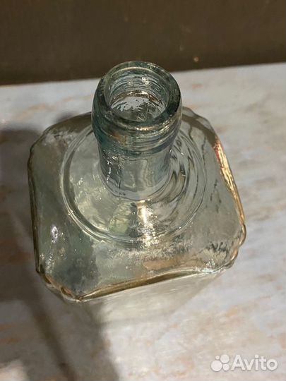 Старинные бутылки