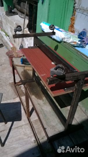 Подставка для телевизора