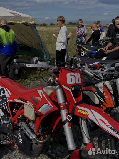 Regulmoto Holeshot Red Edition 2024 4 v