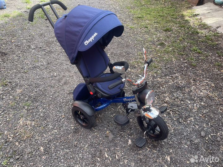 Велосипед трёхколёсный с ручкой управления