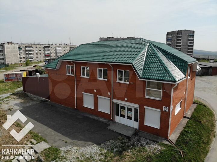 Здание, 400 м²
