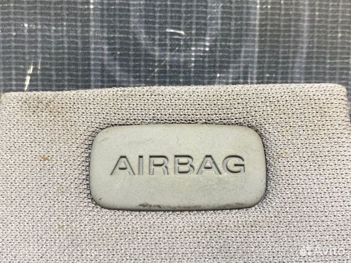 Обшивка салона правая Audi A6 Avant C5 APR 2000