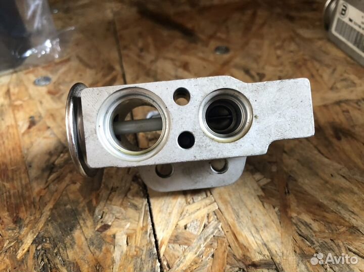 Клапан кондиционера audi a4 a5 b8 08-13