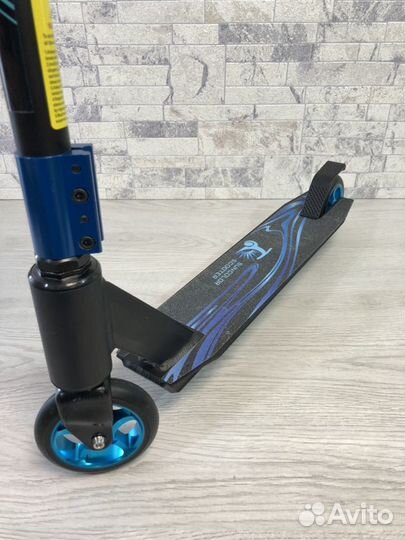 Самокат трюковой новый