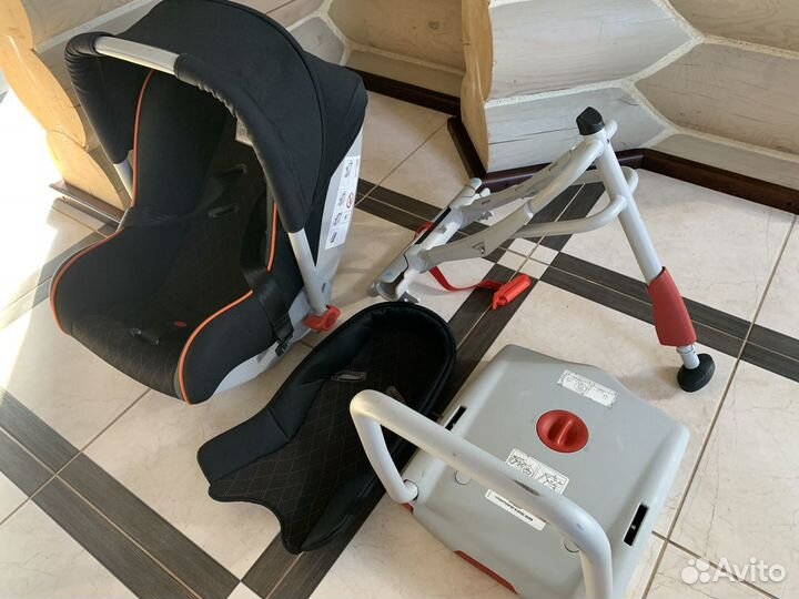 Автомобильное кресло-переноска BMW от 0