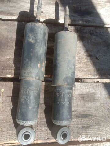Амортизаторы передние Mitsubishi delica