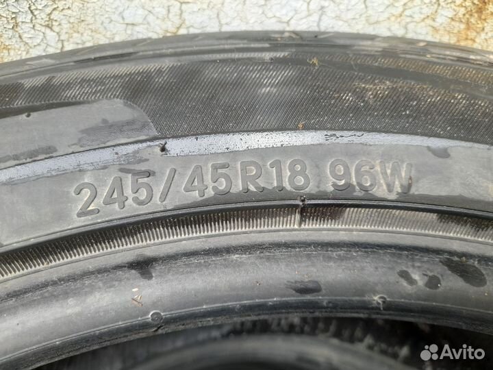 Toyo DRB 245/45 R18 30M